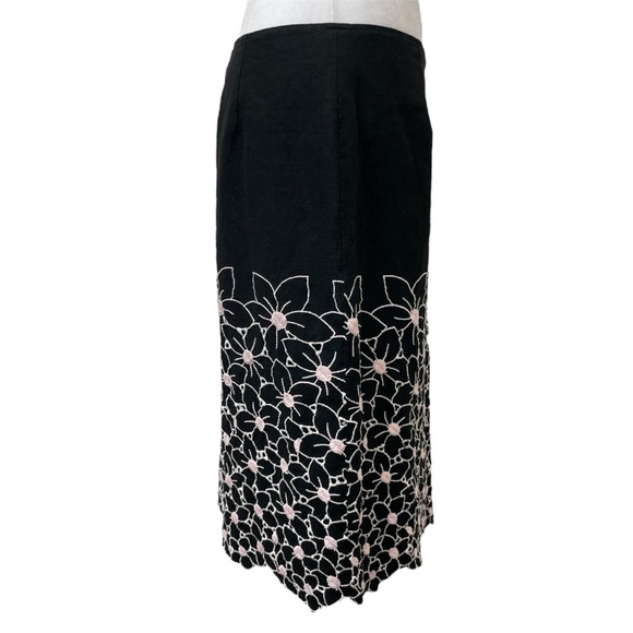 Mac & Jac Y2K Black Floral Embroidered Straight Knee Length Skirt - Picture 4 of 11